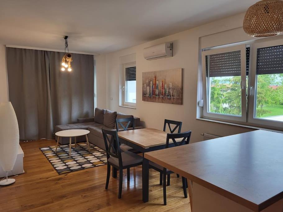 Apartmán Novoureden Stan Velika Gorica Exteriér fotografie